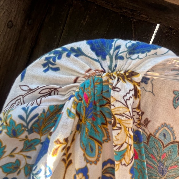 Zara cropped floral blouse puff sleeve. Front tie. Size (S). - Picture 4 of 6